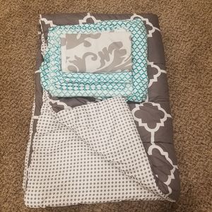 HOME EXPRESSIONS twin bedding 🖤